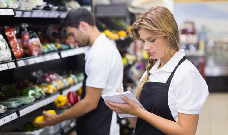 TST autoriza trabalho nos feriados durante pandemia em rede de supermercados