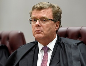 Prisão domiciliar para devedor de pensão tem aplicação imediata, decide STJ